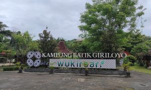 kampung-batik-Giriloyo