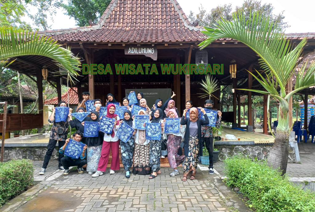 Desa Wisata Wukirsari Pusat Edu Batik Di Jogja Batik Giriloyo Desa Wisata Wukirsari Pusat Edu Batik Di Jogja Batik Giriloyo